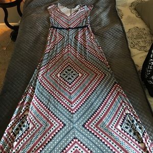 Jessica Simpson maternity maxi dress
